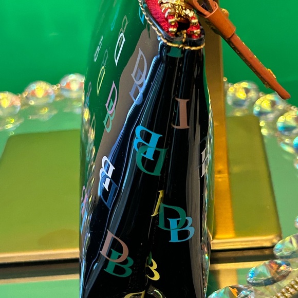 Dooney & Bourke Black Multicolor On the Go Cosmetic Bag Approx. 10 x 4 - Picture 4 of 7